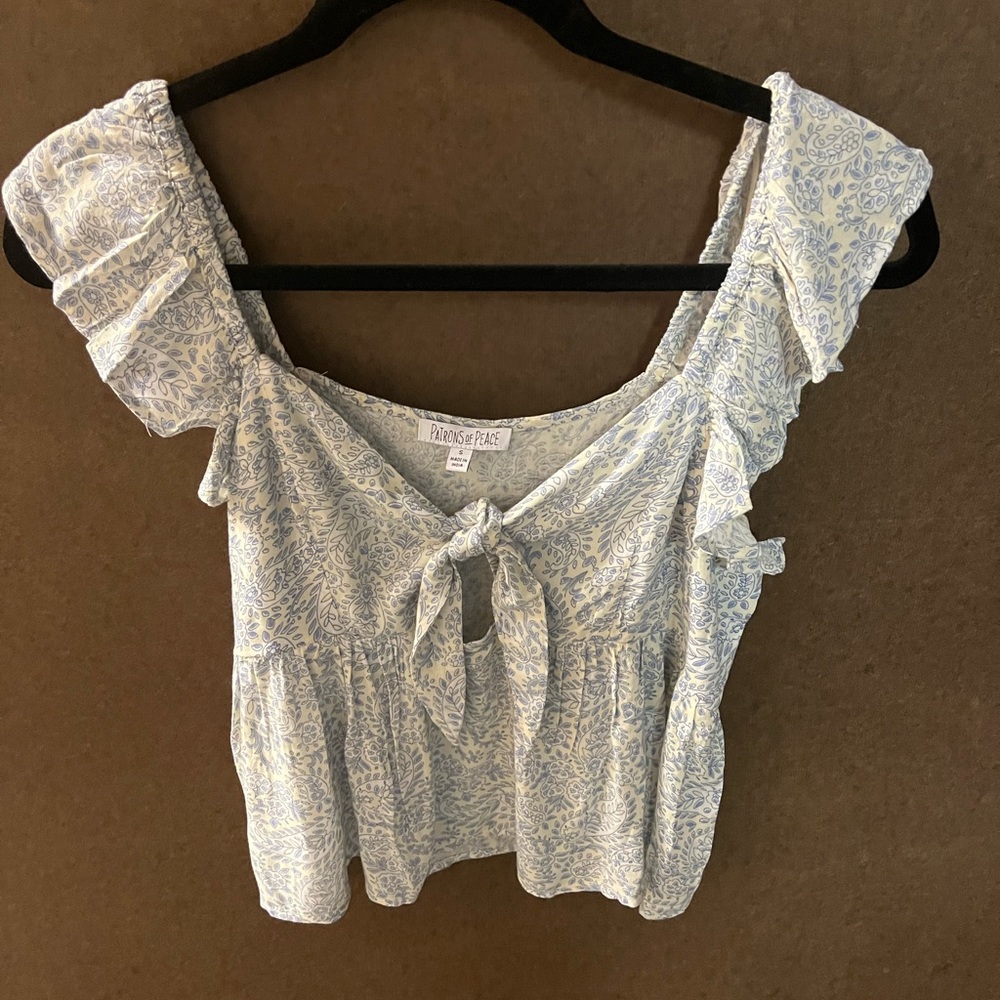 Blue and white tank